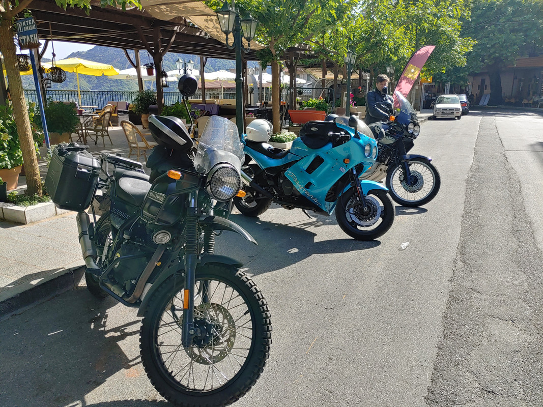 Η ανάσταση του Himalayan (Ένας Ινδός, ένας Βρετανός και ένας Ιάπωνας στην Πελοπόννησο)