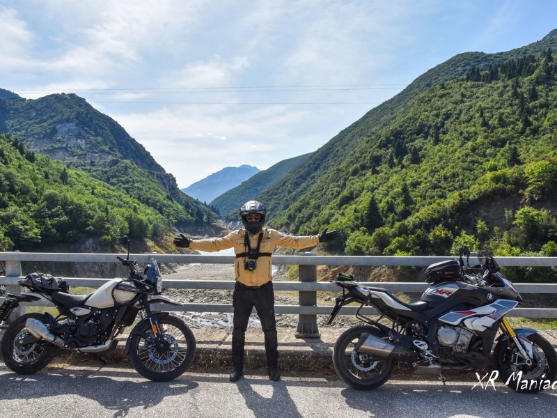 Το στρώσιμο του Royal Enfield Himalayan 450 (μέρος πρώτο συνοδεία με ένα  BMW XR 1000)